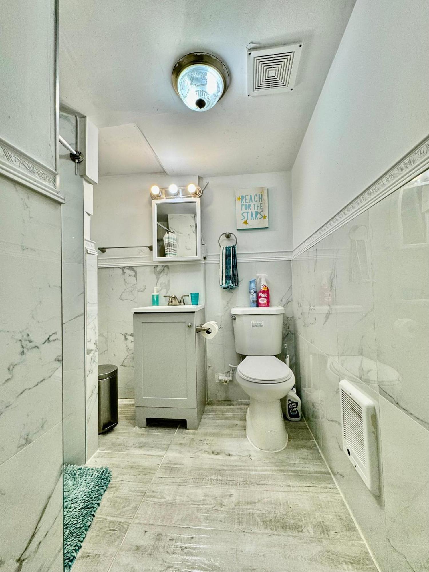 Cozy Private Room With Shared Bathroom On The 1St Floor - Conveniently Located Near Seatac Airport And Downtown Seattle Eksteriør billede